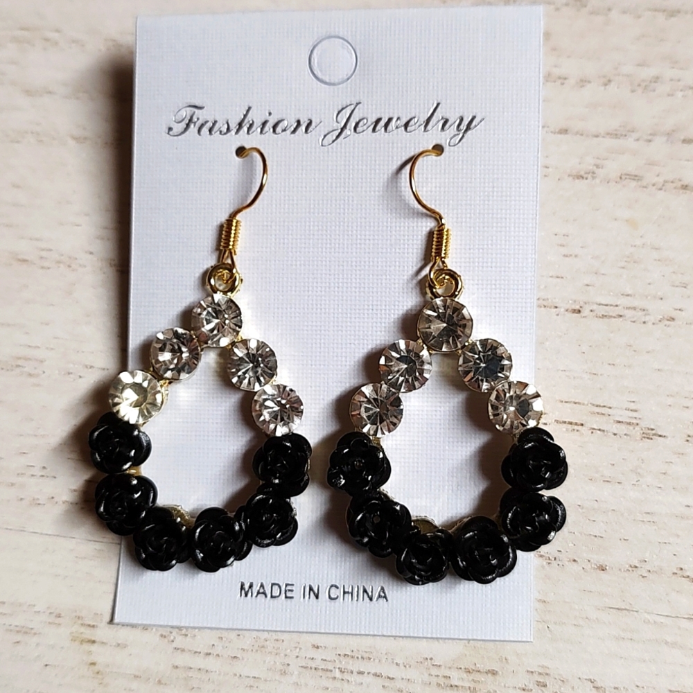 😻 3 For $15 Waterdrop Clear Bling & Black Rosette Dangle Earrings